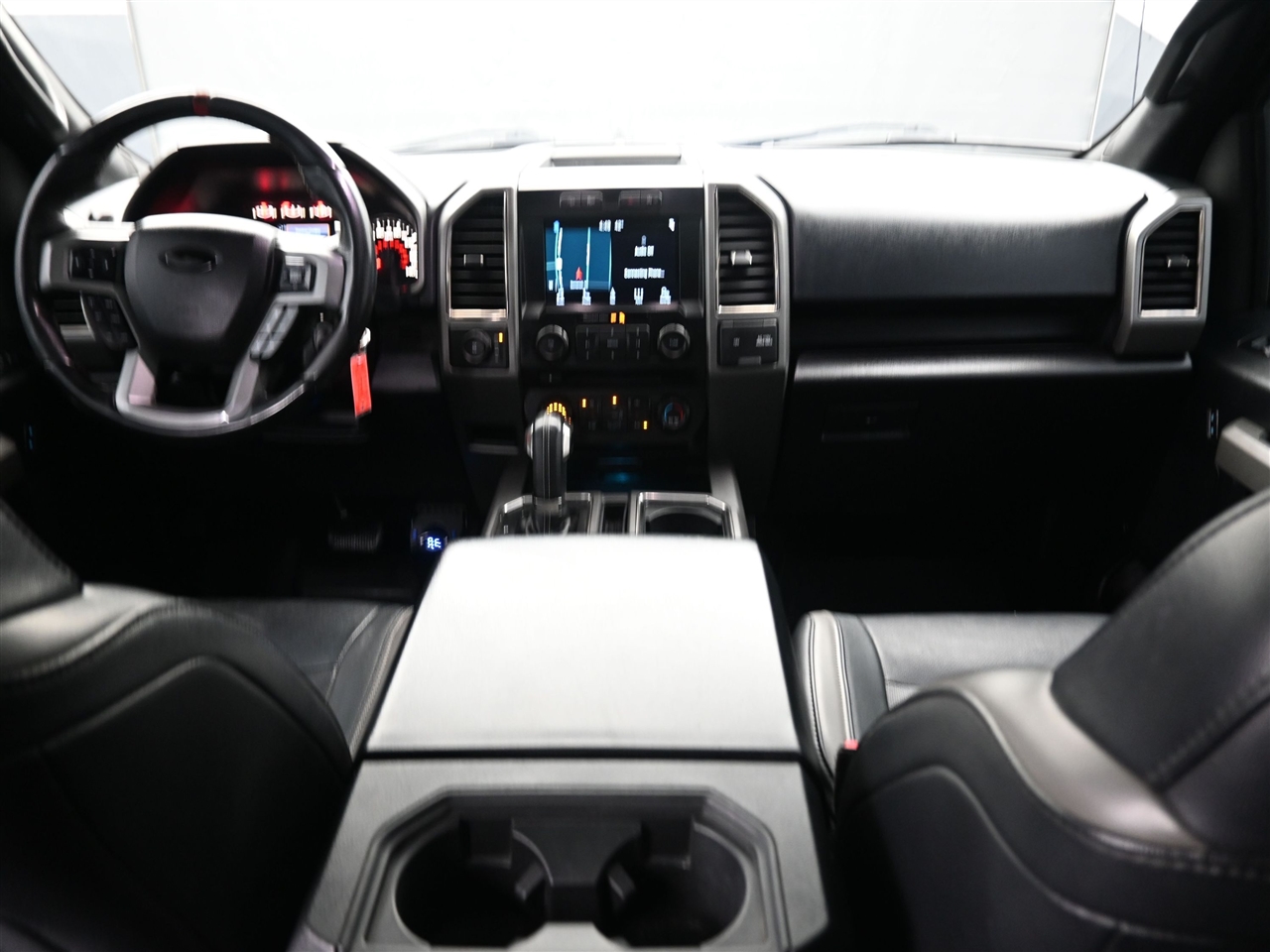 Ford F-150 Raptor SuperCrew 4WD 2017