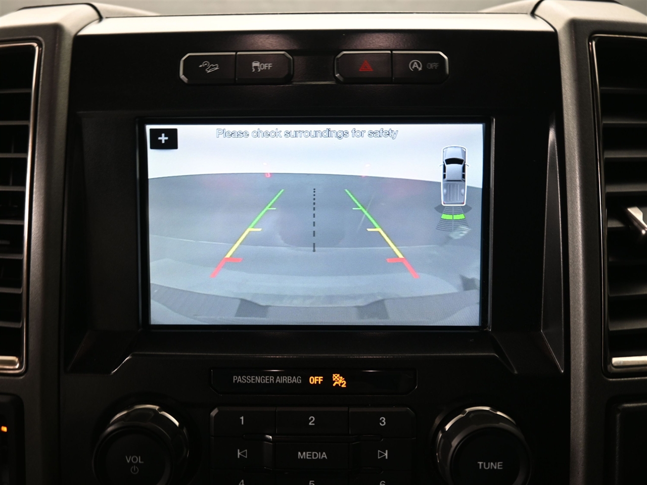 Ford F-150 Raptor SuperCrew 4WD 2017