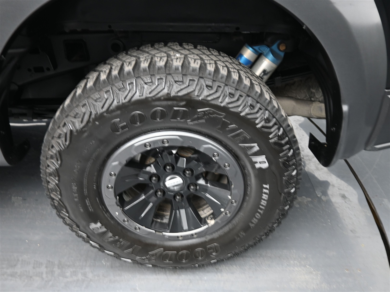 Ford F-150 Raptor SuperCrew 4WD 2017