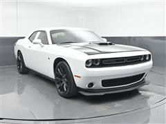 2017 Dodge Challenger 