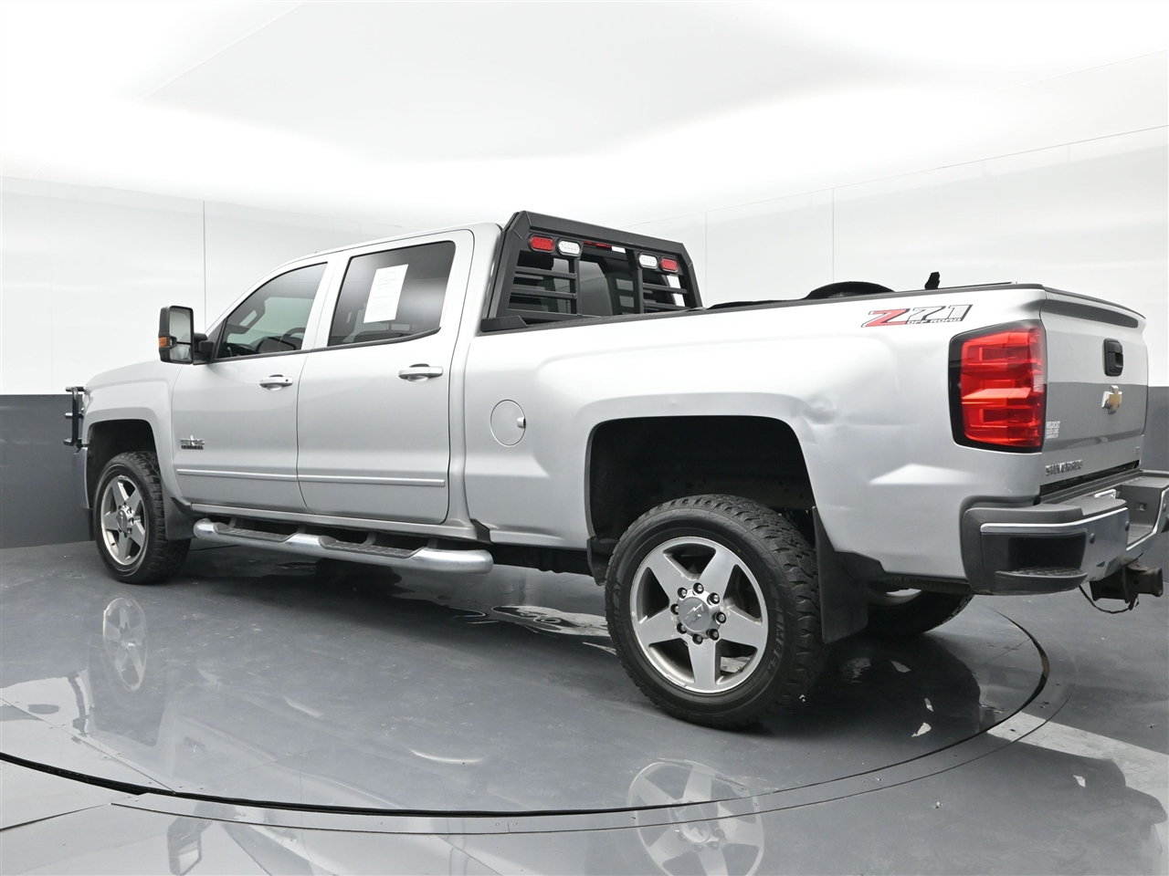 Chevrolet Silverado 2500HD LT Crew Cab Long Box 4WD 2019