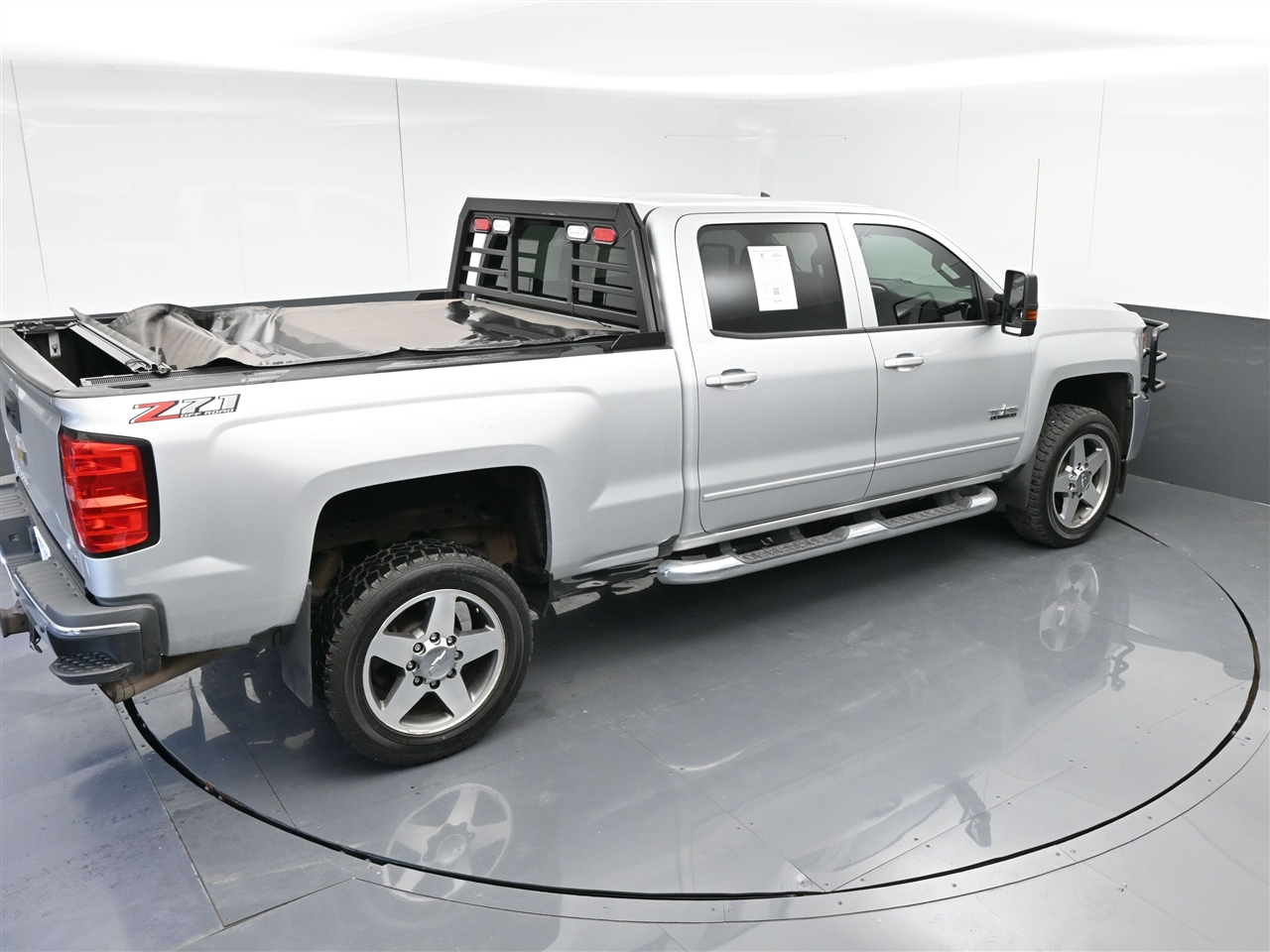 Chevrolet Silverado 2500HD LT Crew Cab Long Box 4WD 2019