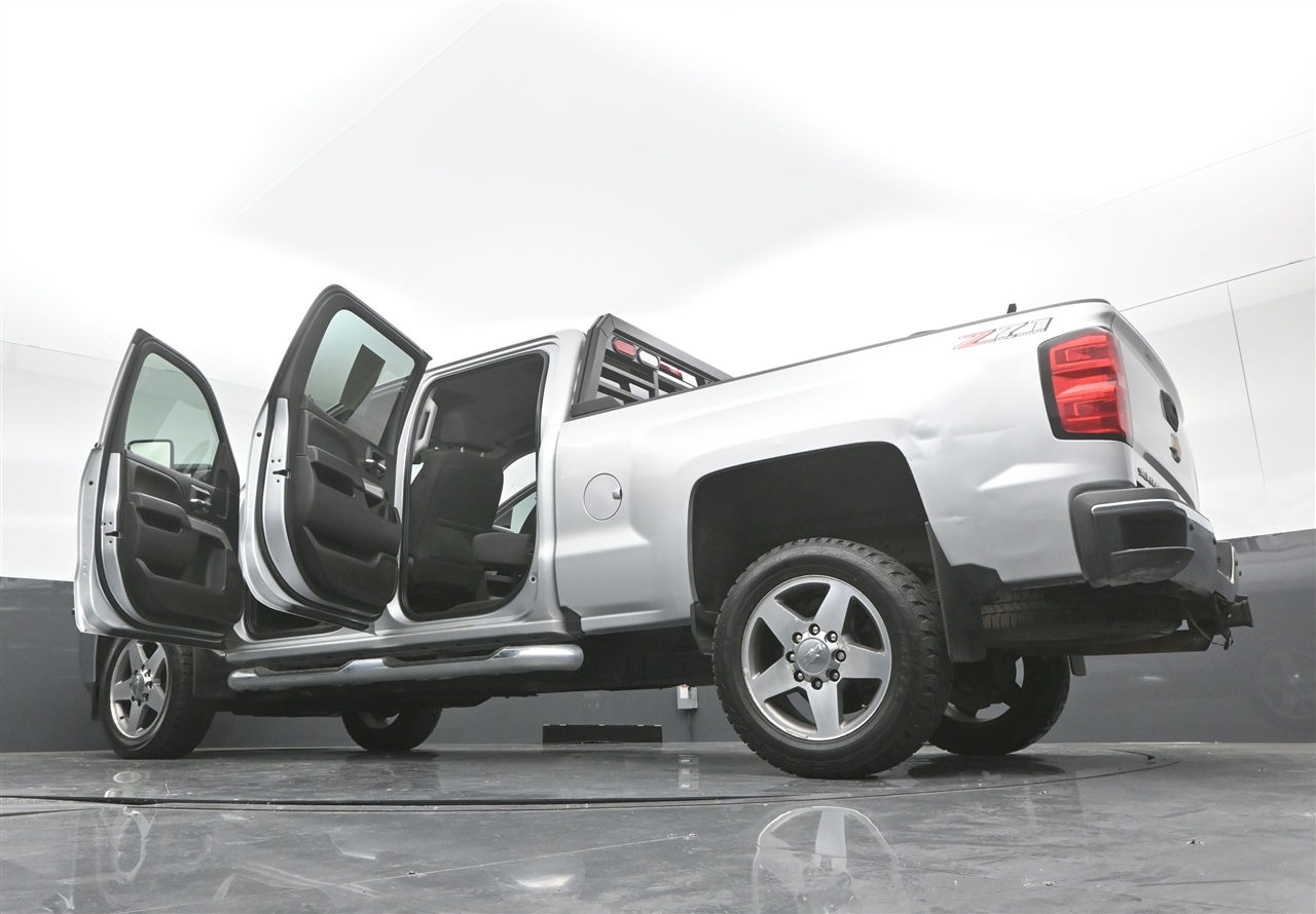Chevrolet Silverado 2500HD LT Crew Cab Long Box 4WD 2019