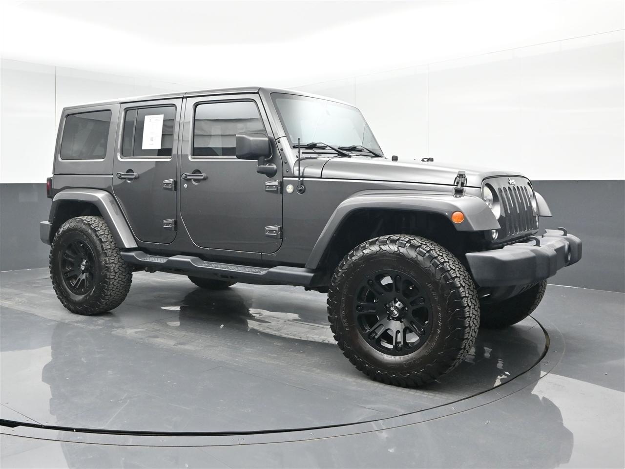 Jeep Wrangler Unlimited Sahara 4WD 2014
