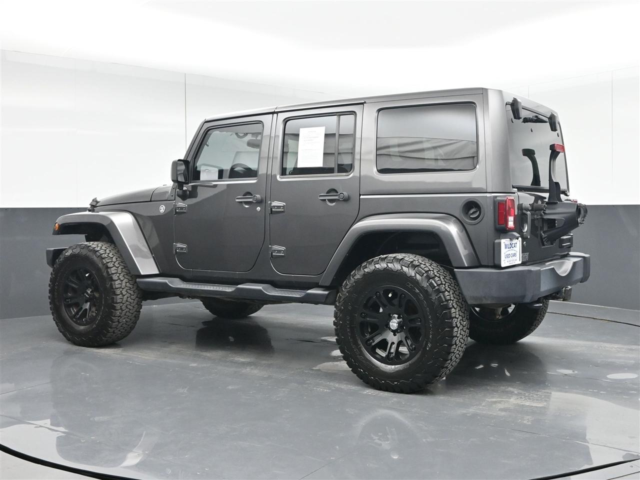 Jeep Wrangler Unlimited Sahara 4WD 2014