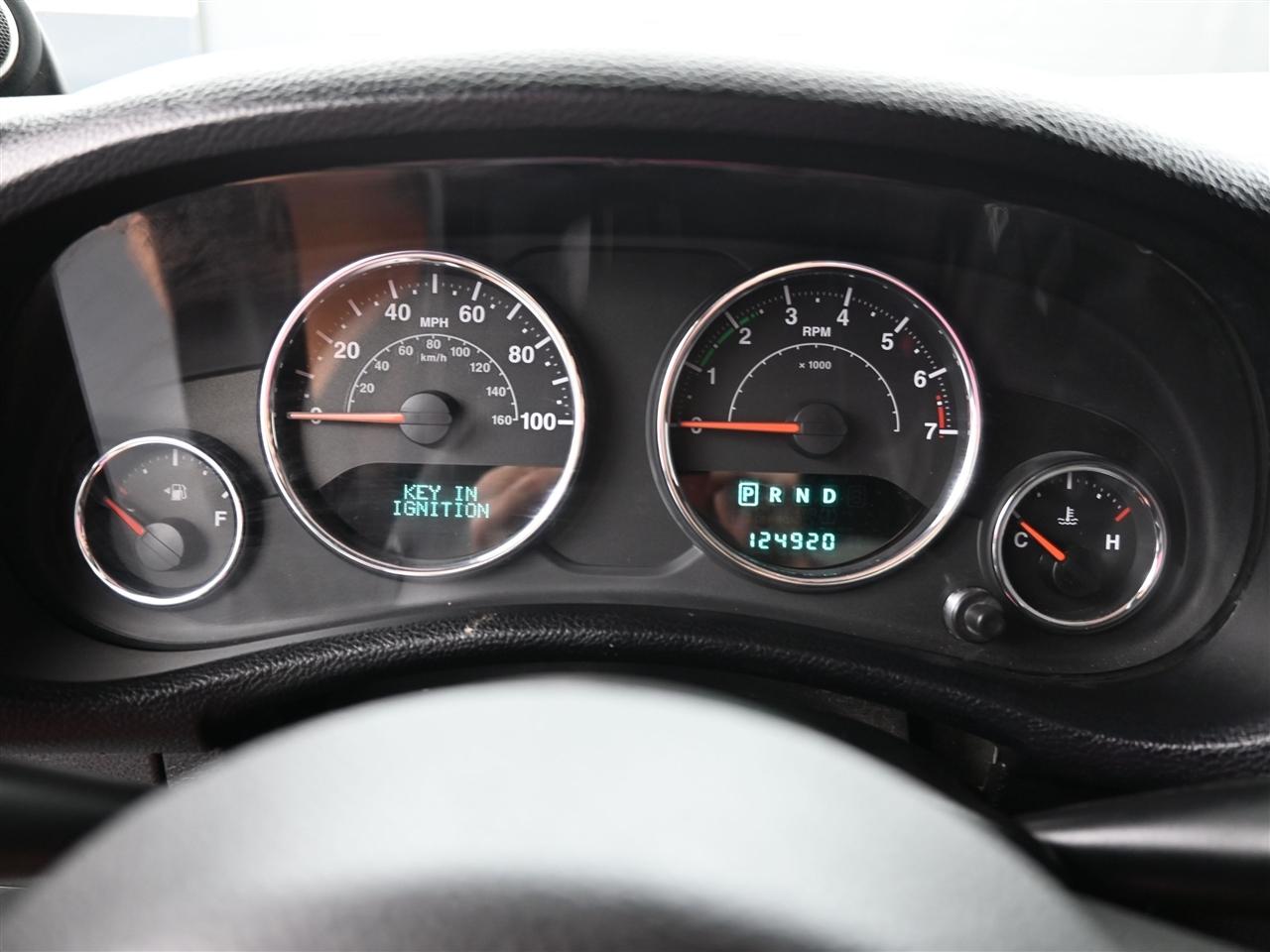 Jeep Wrangler Unlimited Sahara 4WD 2014