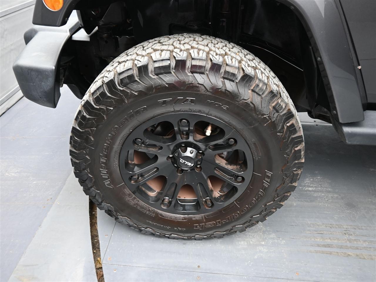 Jeep Wrangler Unlimited Sahara 4WD 2014