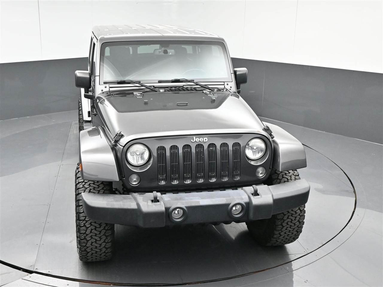 Jeep Wrangler Unlimited Sahara 4WD 2014