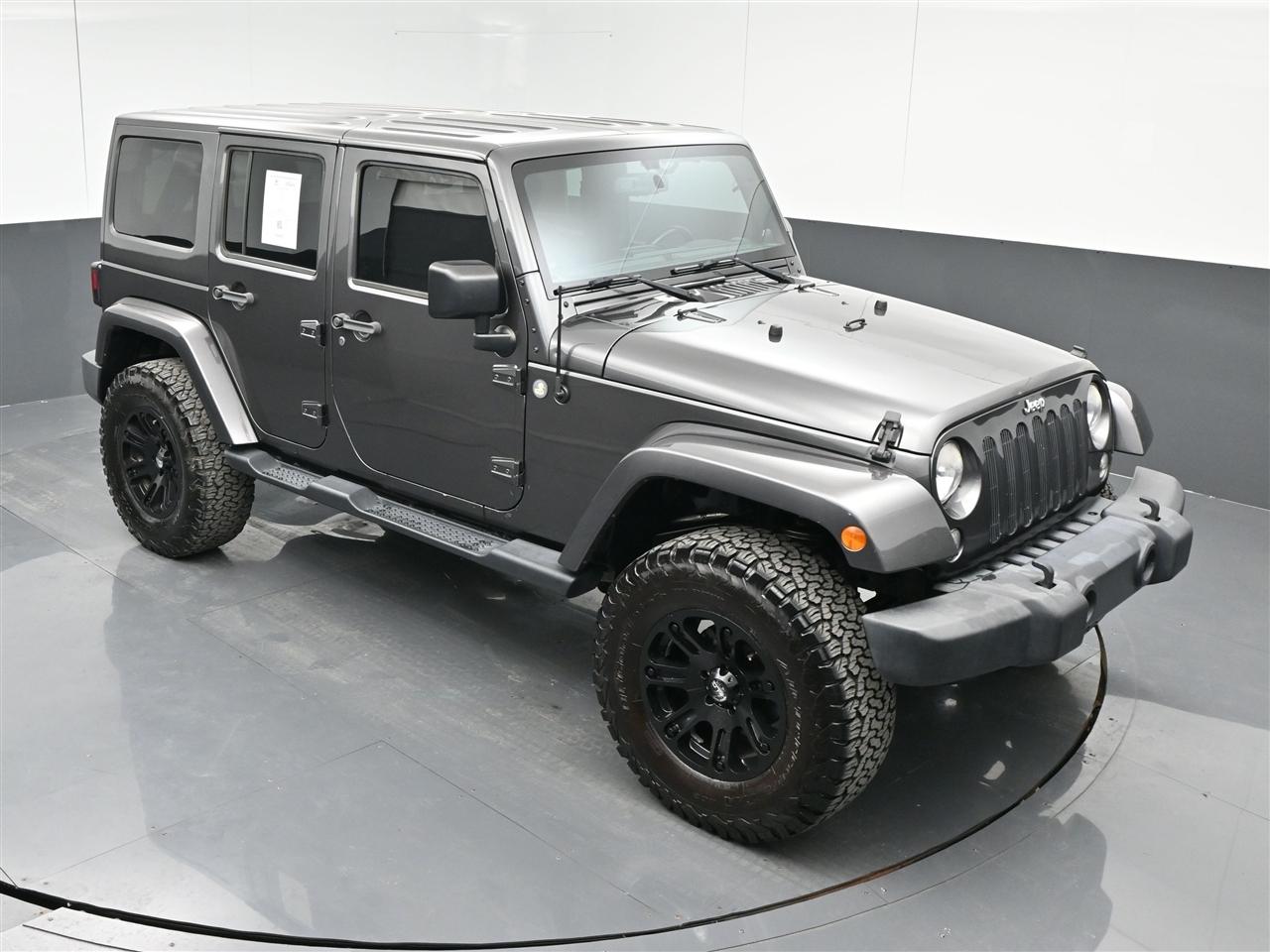 Jeep Wrangler Unlimited Sahara 4WD 2014
