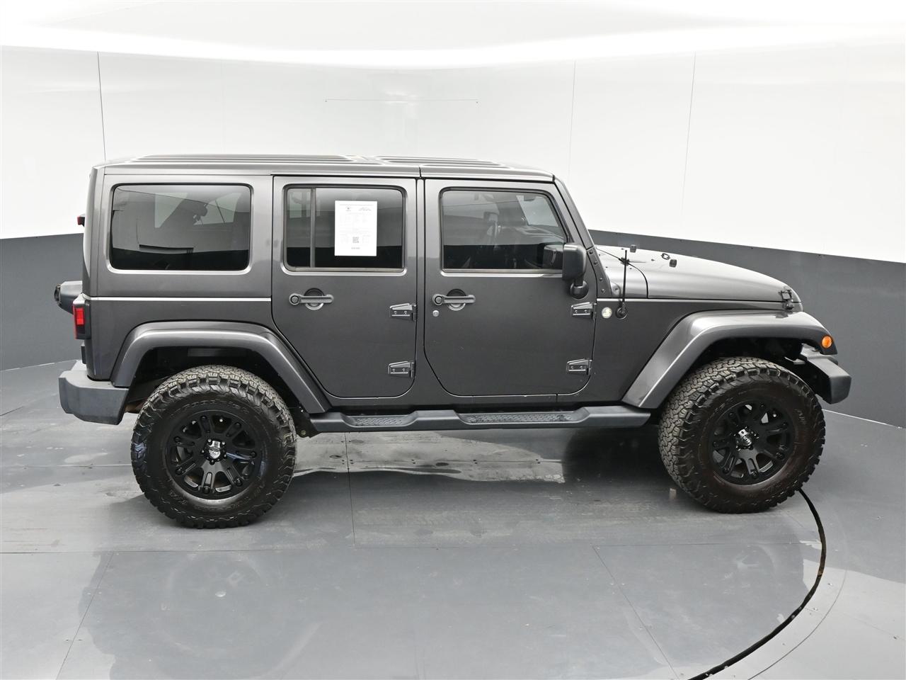 Jeep Wrangler Unlimited Sahara 4WD 2014