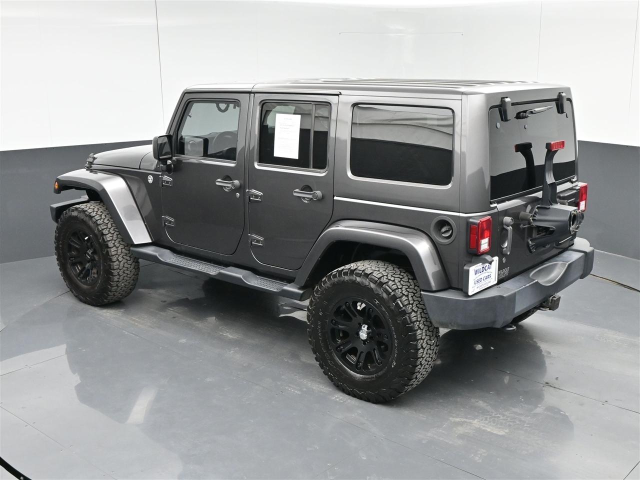 Jeep Wrangler Unlimited Sahara 4WD 2014