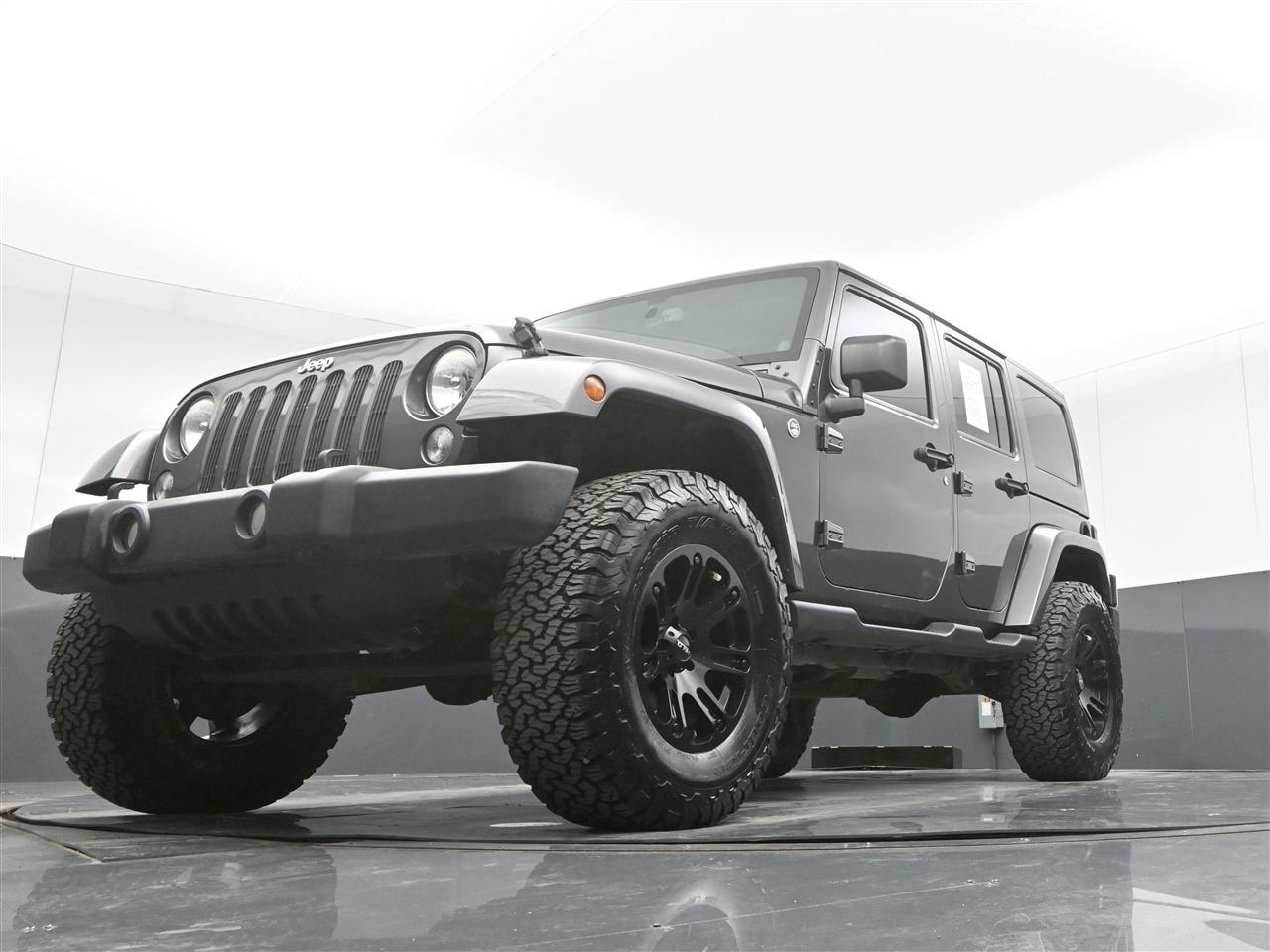 Jeep Wrangler Unlimited Sahara 4WD 2014