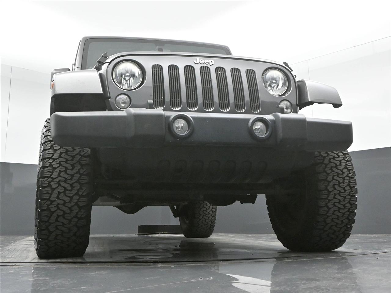 Jeep Wrangler Unlimited Sahara 4WD 2014