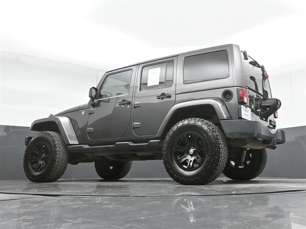 Jeep Wrangler Unlimited Sahara 4WD 2014