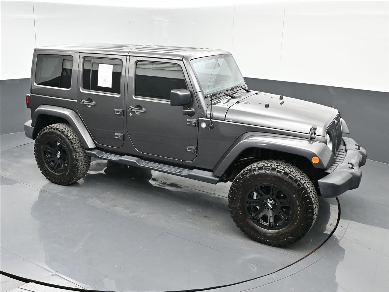Jeep Wrangler Unlimited Sahara 4WD 2014