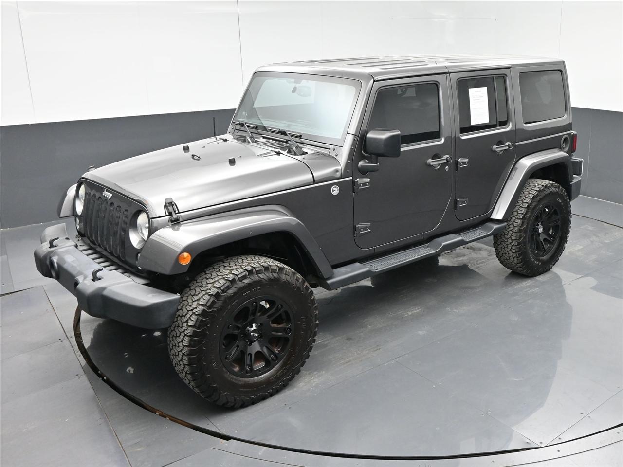 Jeep Wrangler Unlimited Sahara 4WD 2014