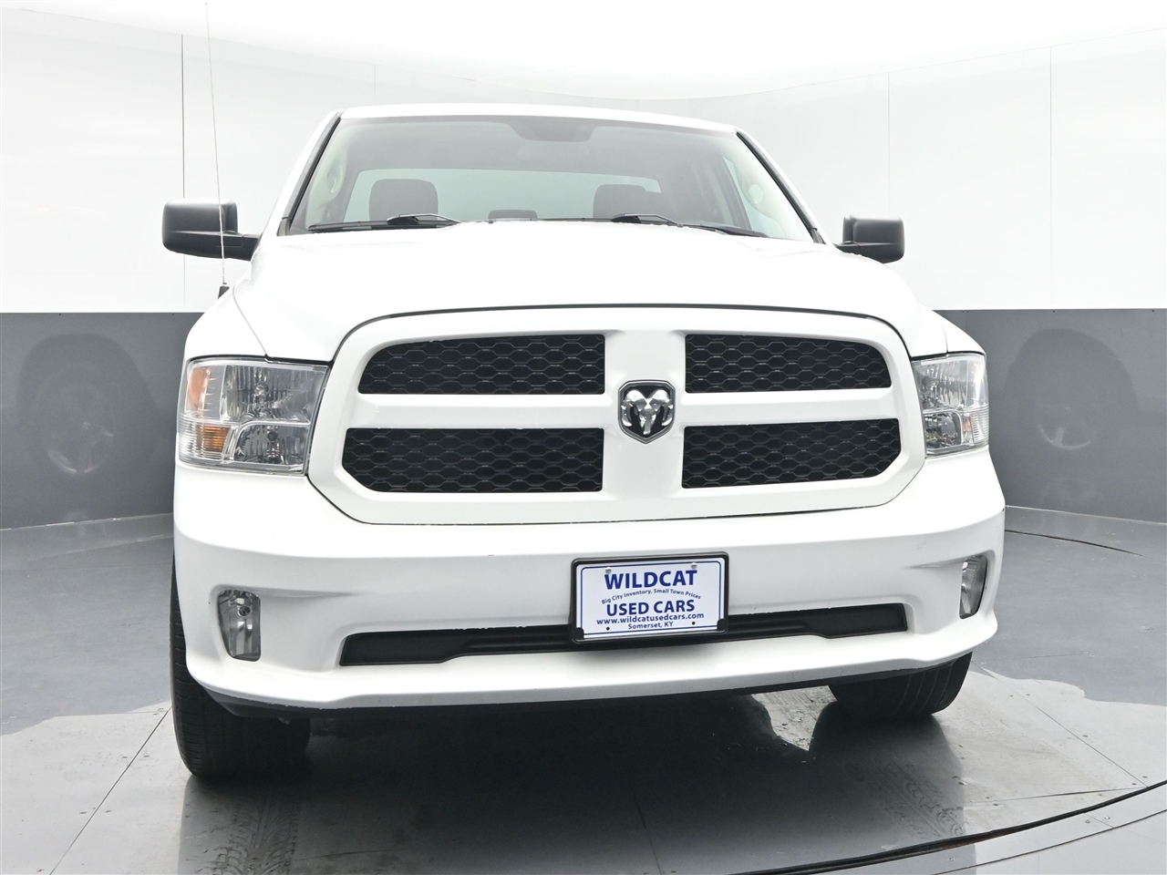 RAM 1500 Tradesman Quad Cab 4WD 2018