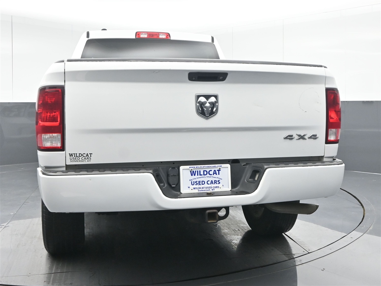 RAM 1500 Tradesman Quad Cab 4WD 2018