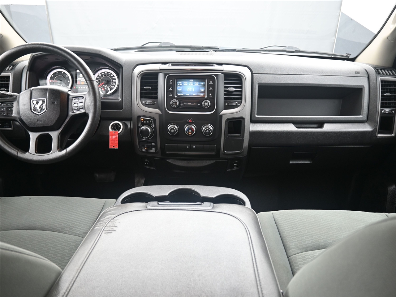 RAM 1500 Tradesman Quad Cab 4WD 2018