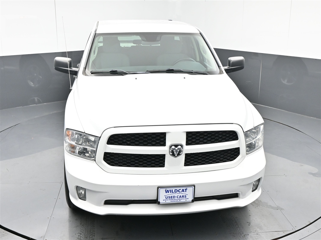 RAM 1500 Tradesman Quad Cab 4WD 2018