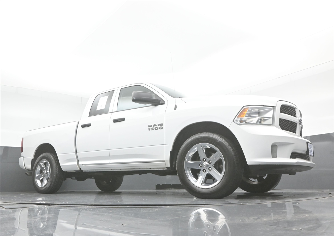 RAM 1500 Tradesman Quad Cab 4WD 2018