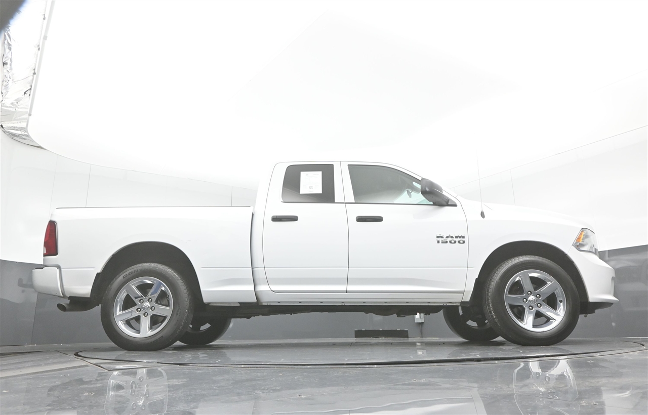 RAM 1500 Tradesman Quad Cab 4WD 2018