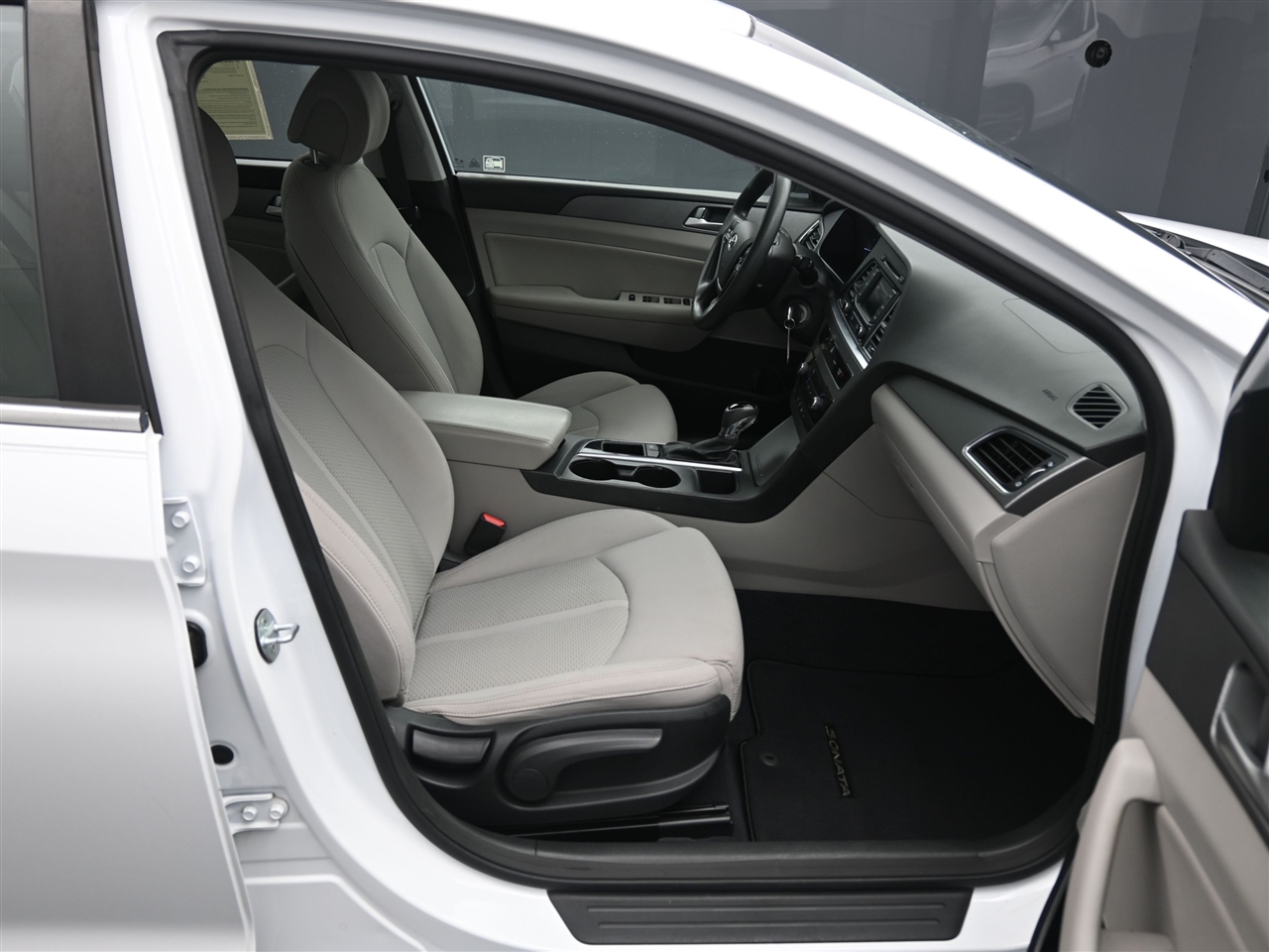 Hyundai Sonata SE 2015