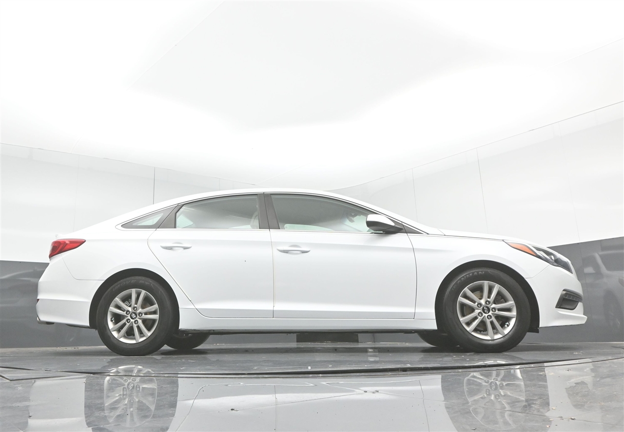 Hyundai Sonata SE 2015