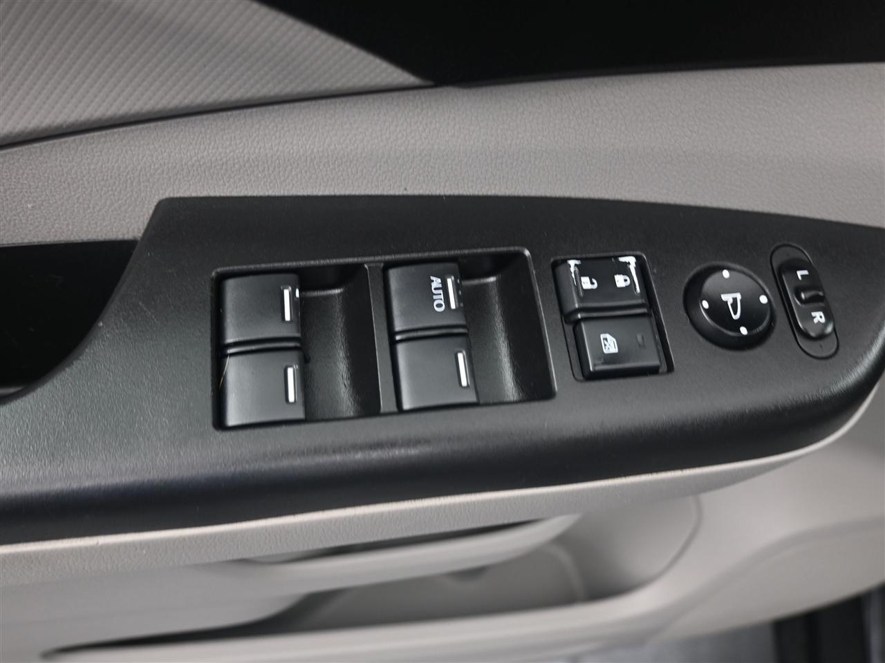 Honda CR-V LX 4WD 5-Speed AT 2012