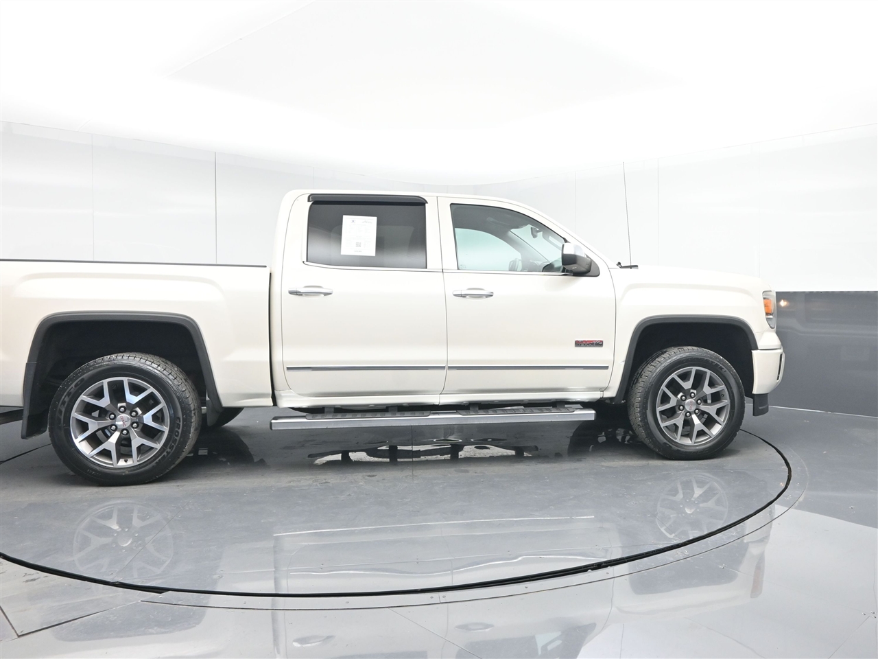 GMC Sierra 1500 SLT Crew Cab 4WD 2014