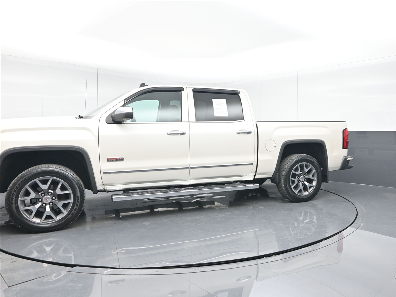GMC Sierra 1500 SLT Crew Cab 4WD 2014