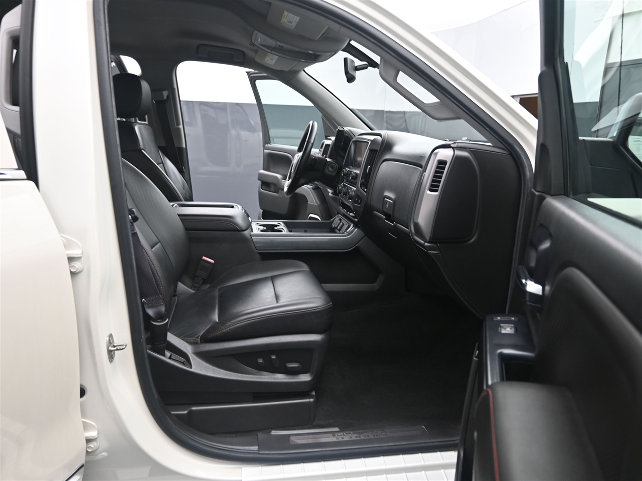 GMC Sierra 1500 SLT Crew Cab 4WD 2014