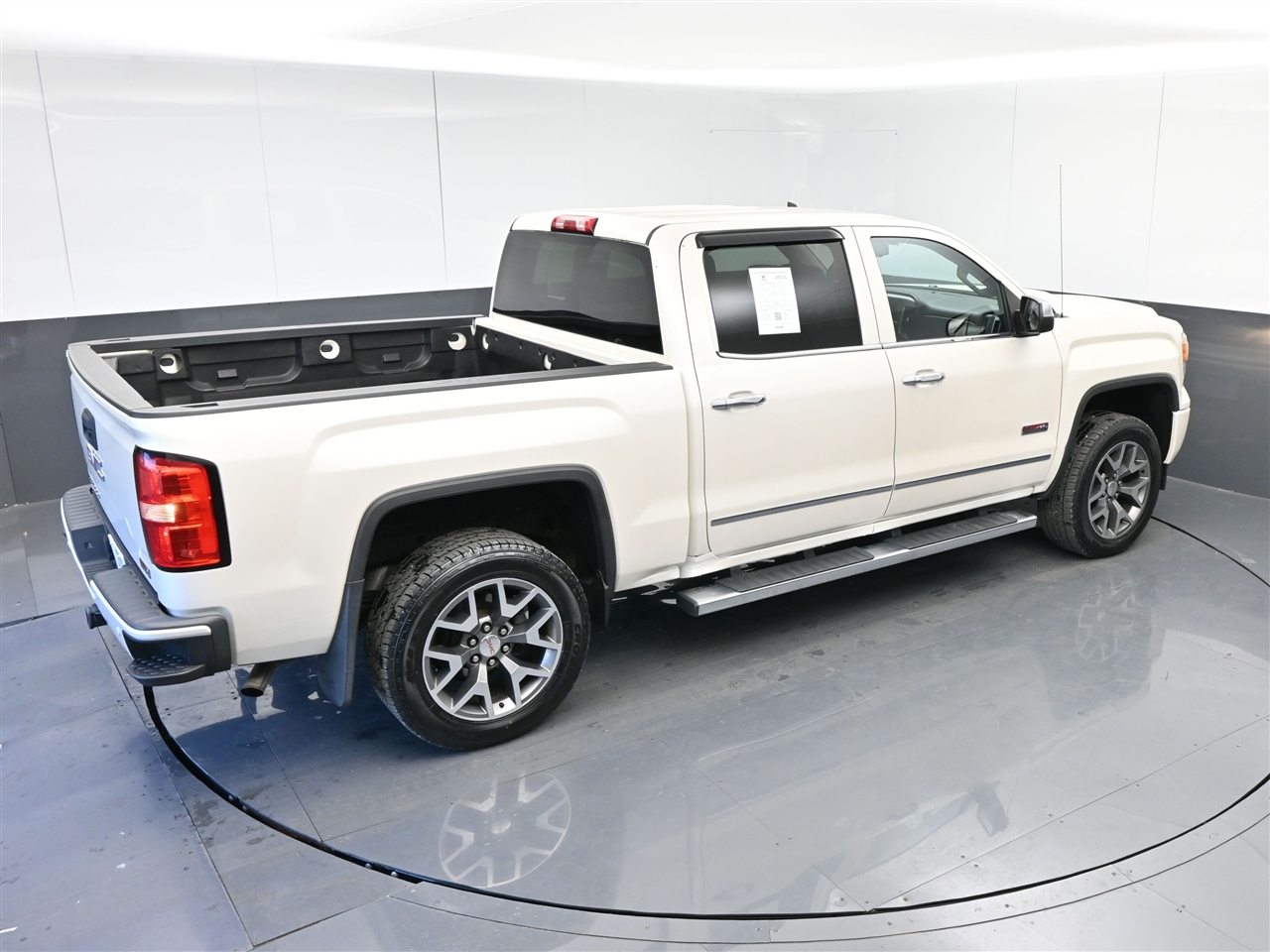 GMC Sierra 1500 SLT Crew Cab 4WD 2014