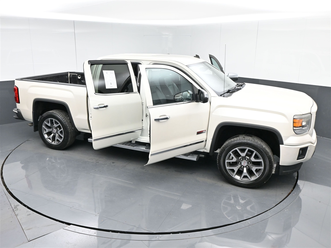 GMC Sierra 1500 SLT Crew Cab 4WD 2014