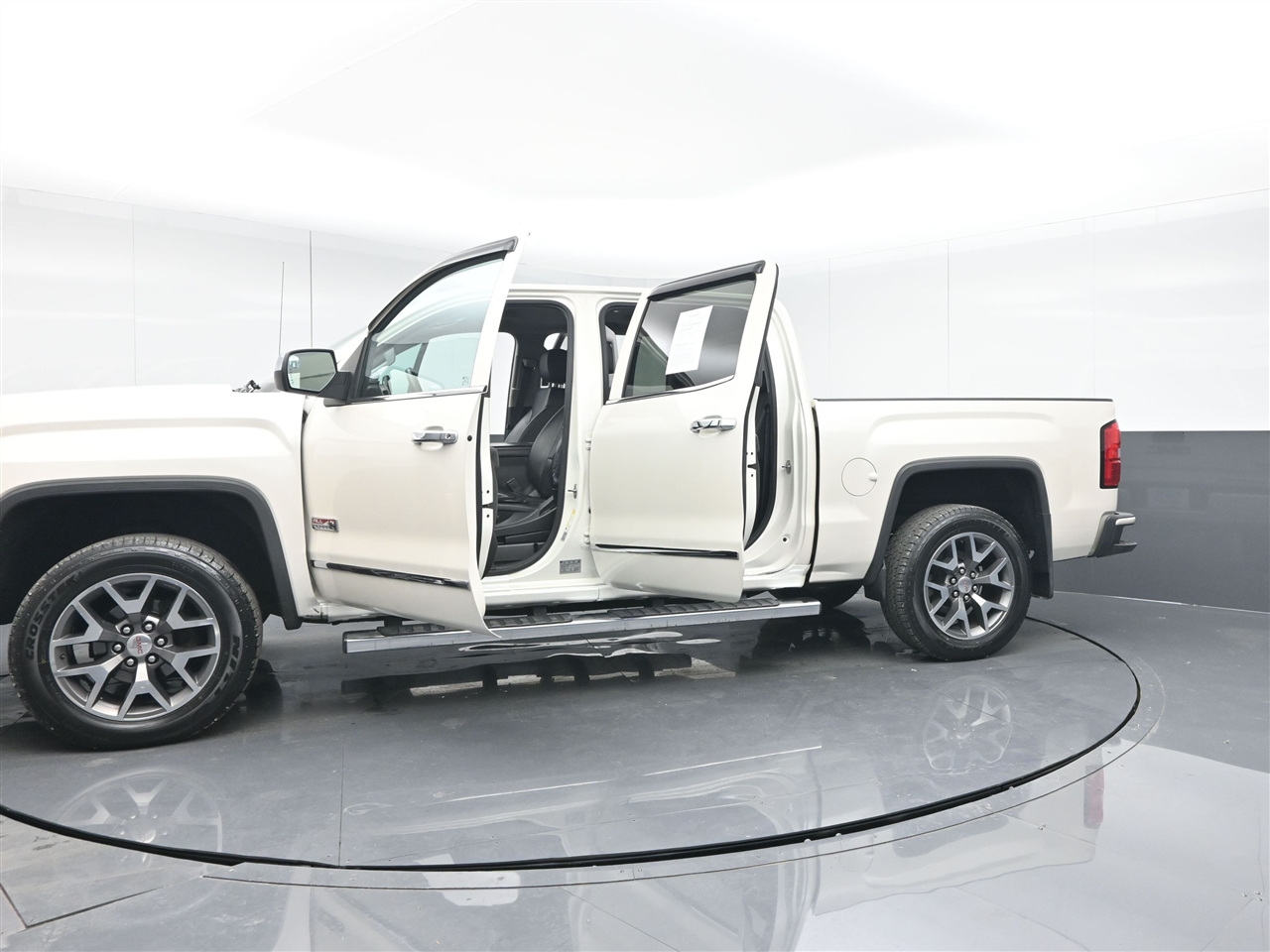 GMC Sierra 1500 SLT Crew Cab 4WD 2014