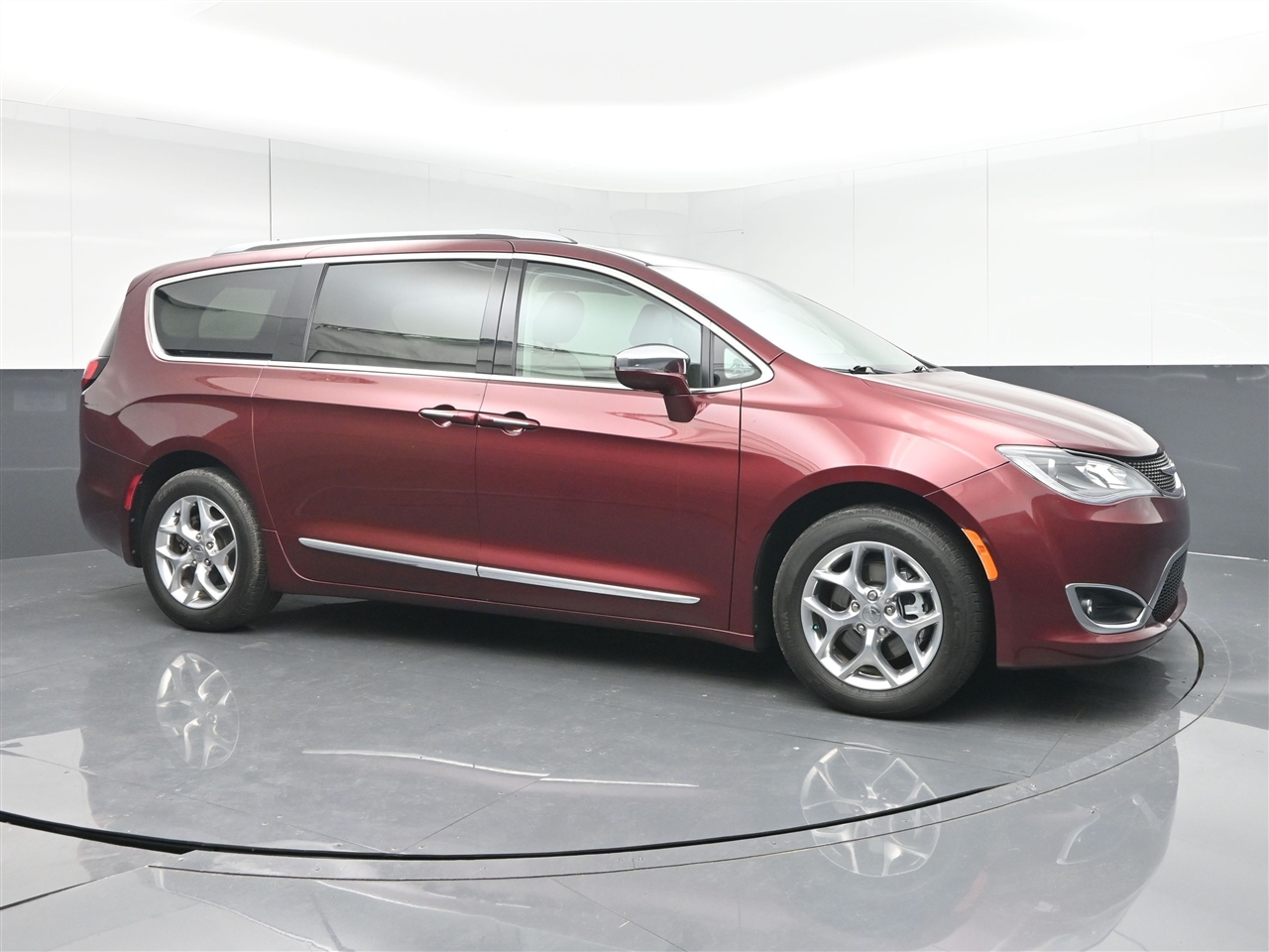 Chrysler Pacifica Limited 2017