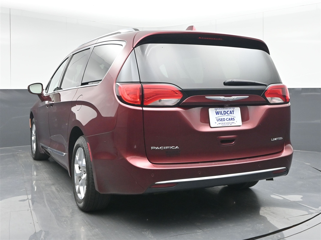 Chrysler Pacifica Limited 2017