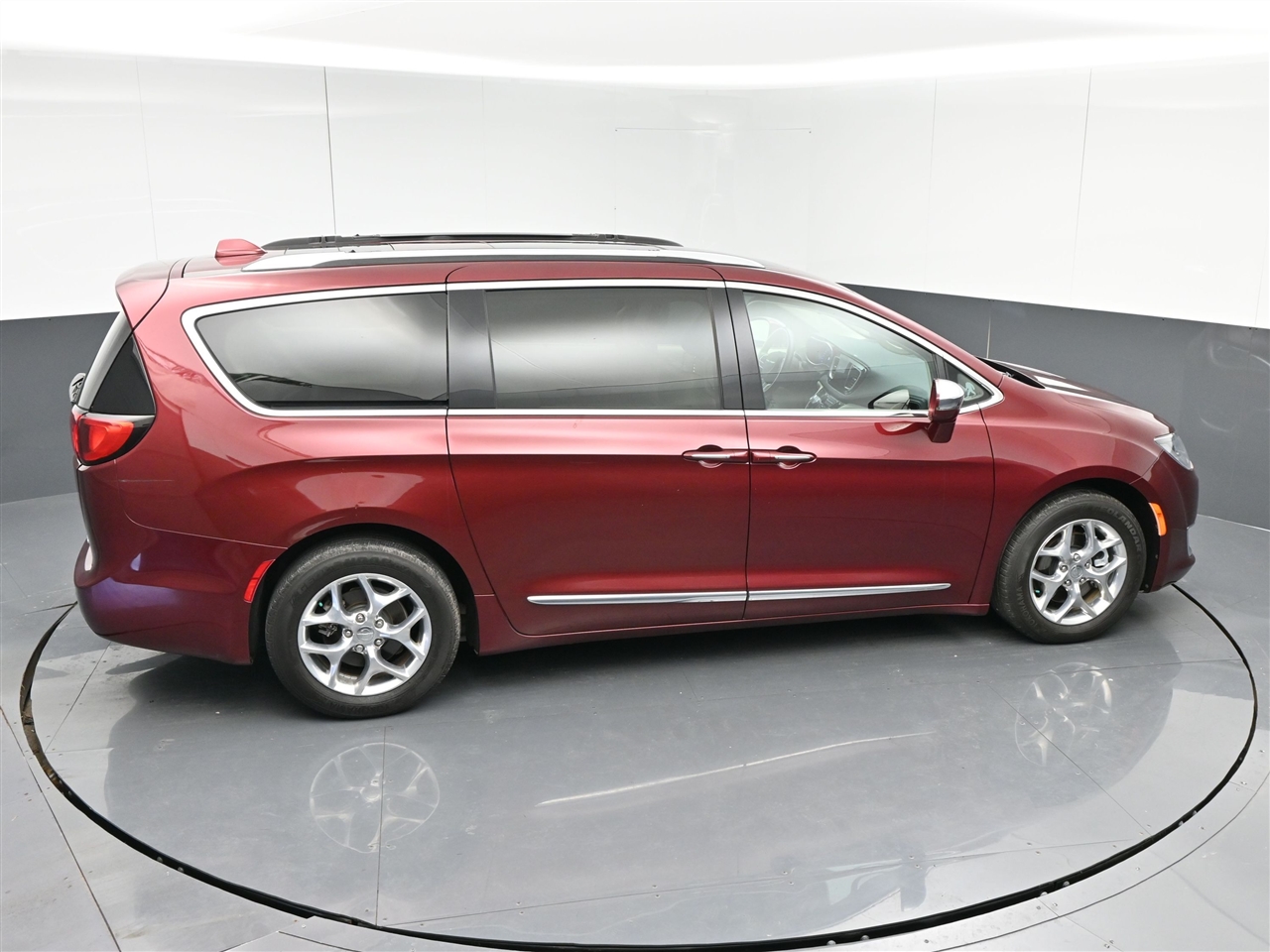 Chrysler Pacifica Limited 2017