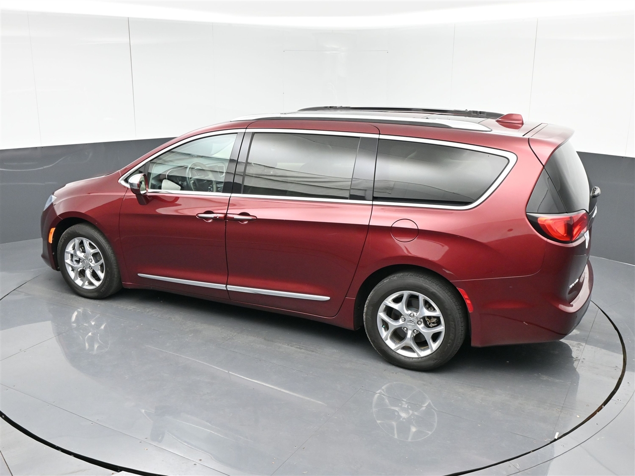 Chrysler Pacifica Limited 2017