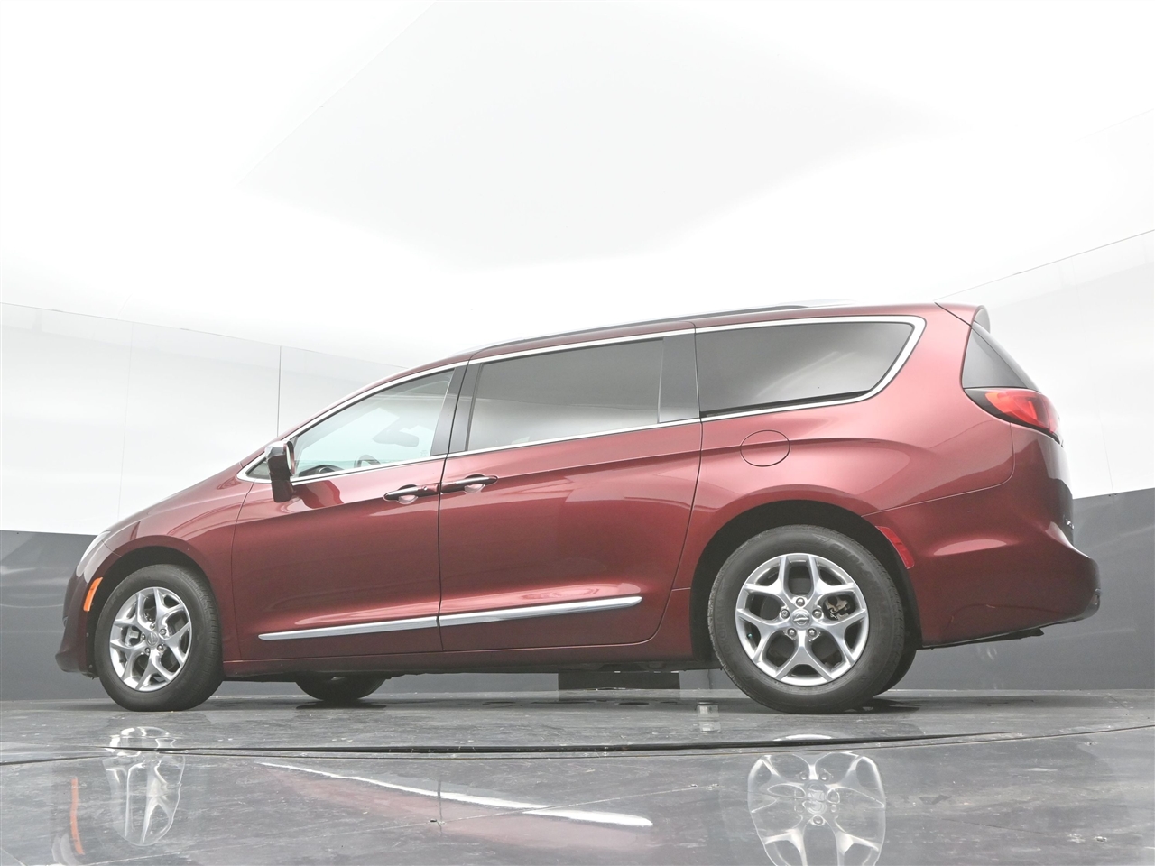 Chrysler Pacifica Limited 2017