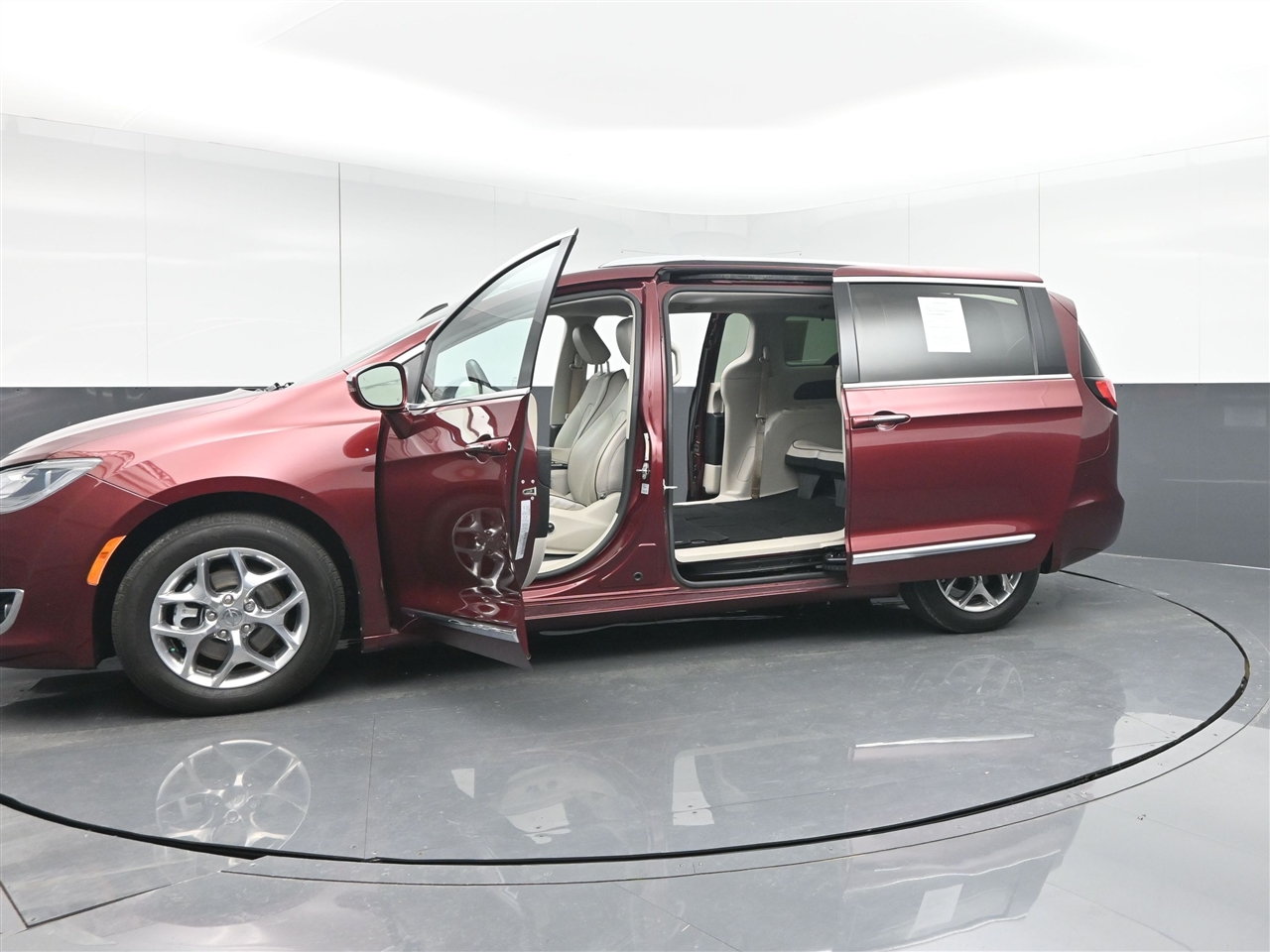 Chrysler Pacifica Limited 2017