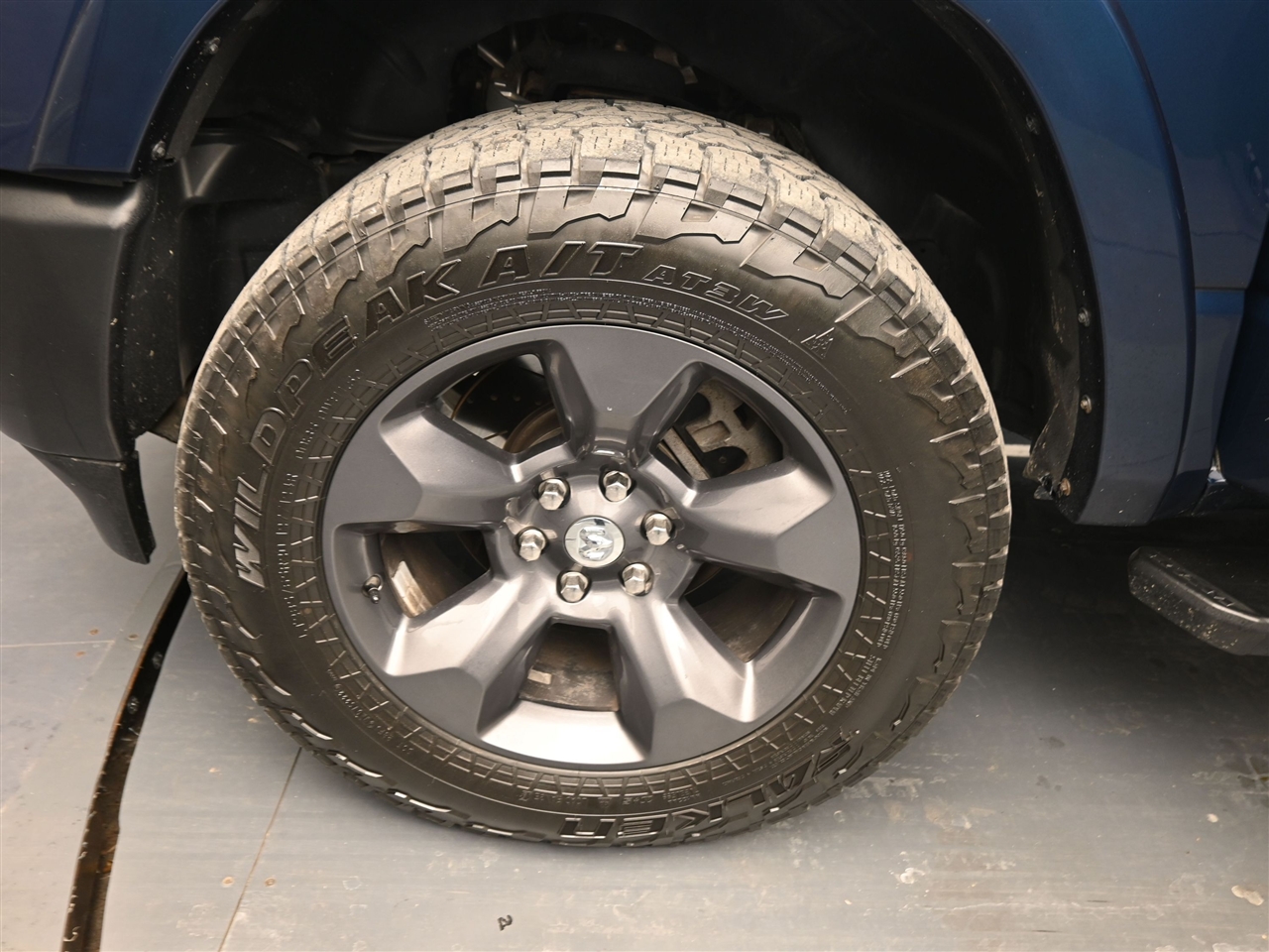 RAM 1500 Big Horn Crew Cab SWB 4WD 2020