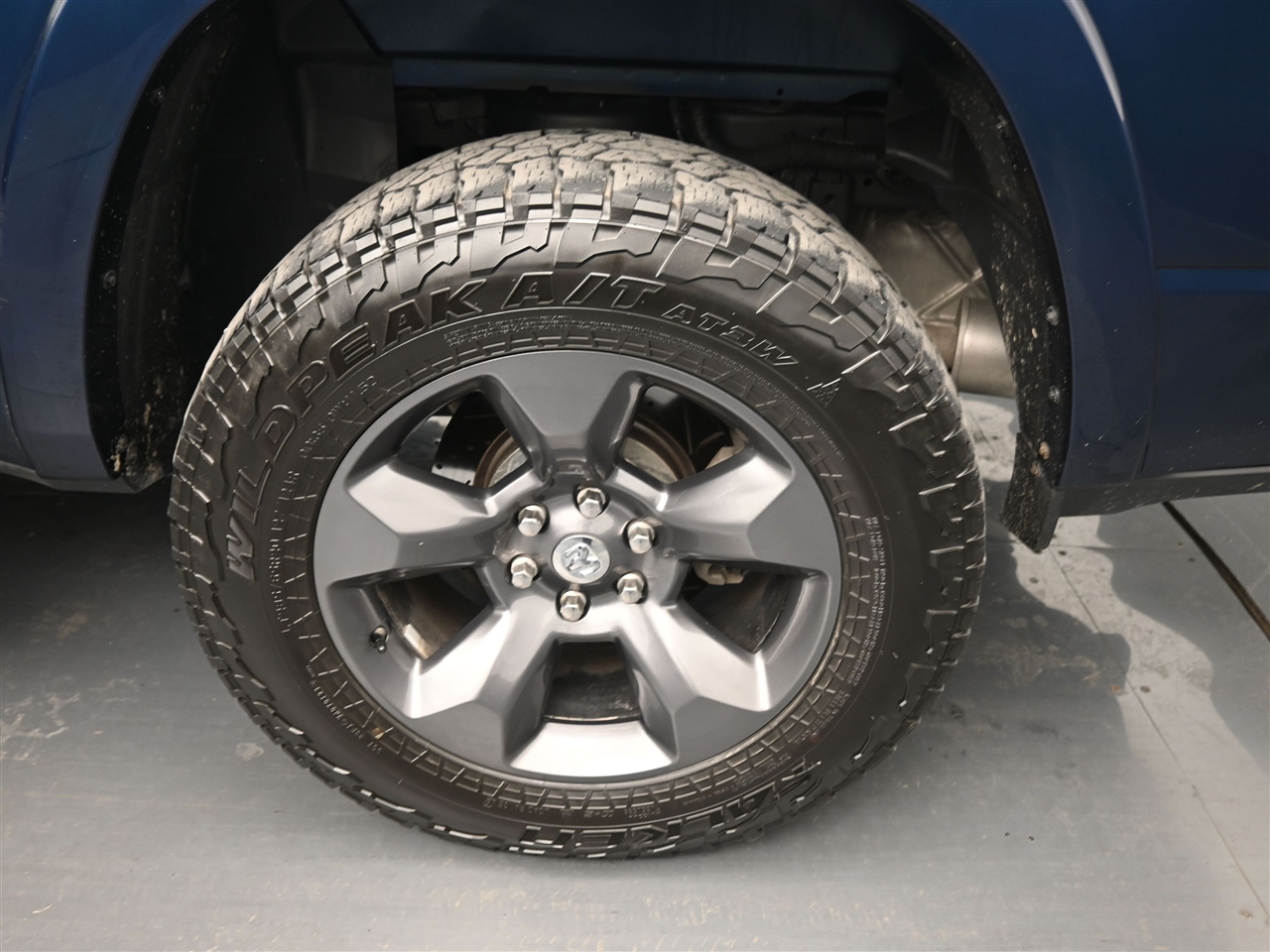 RAM 1500 Big Horn Crew Cab SWB 4WD 2020