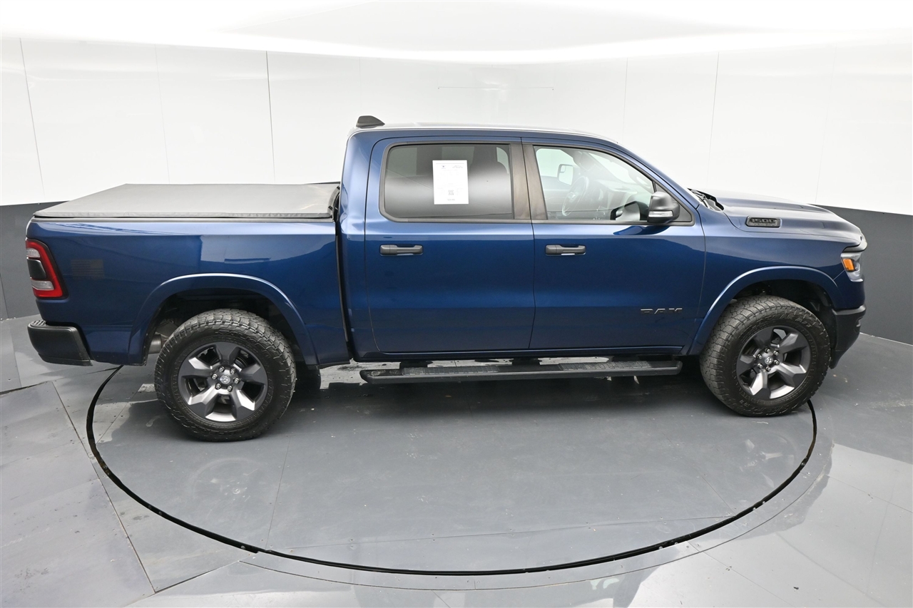 RAM 1500 Big Horn Crew Cab SWB 4WD 2020