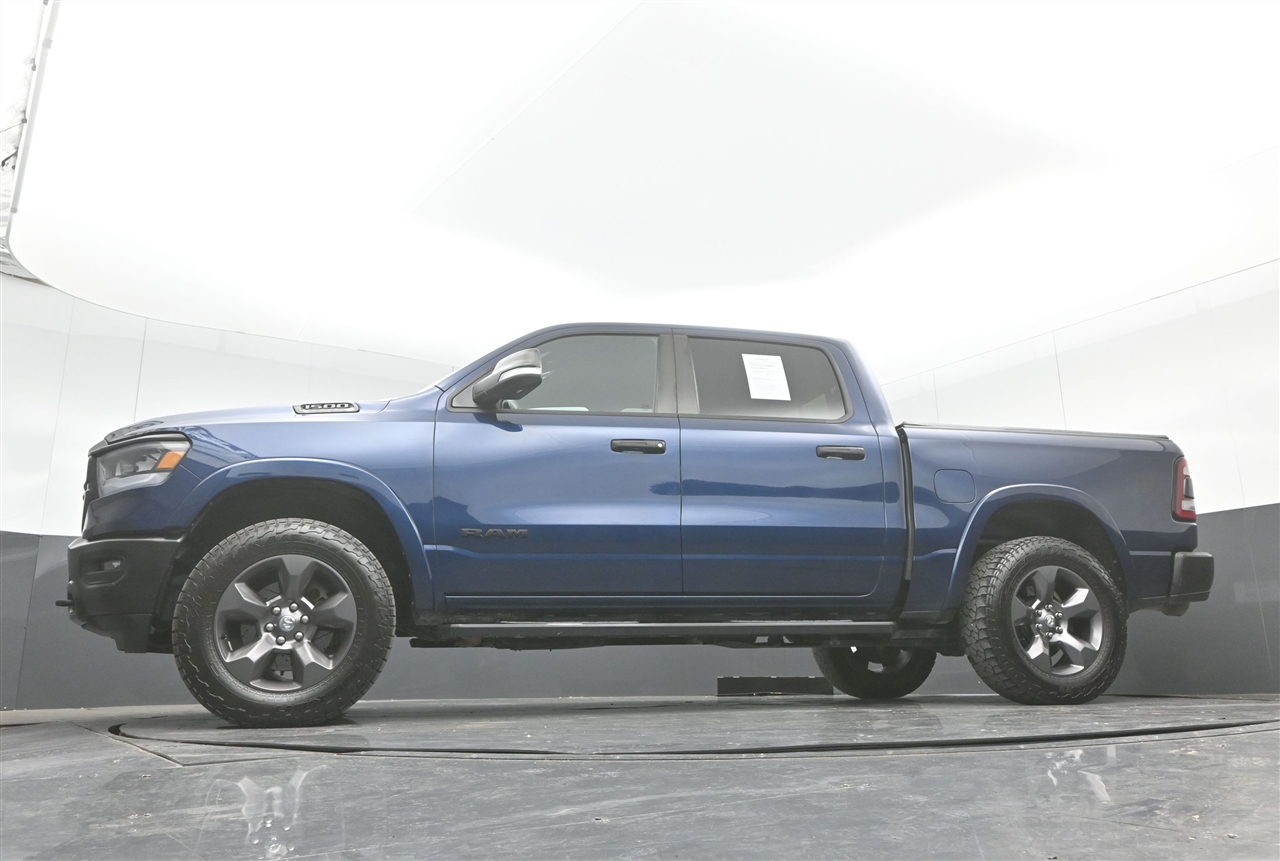 RAM 1500 Big Horn Crew Cab SWB 4WD 2020