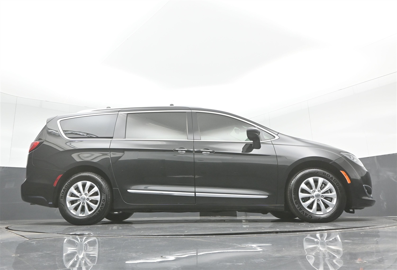 Chrysler Pacifica Touring-L 2018