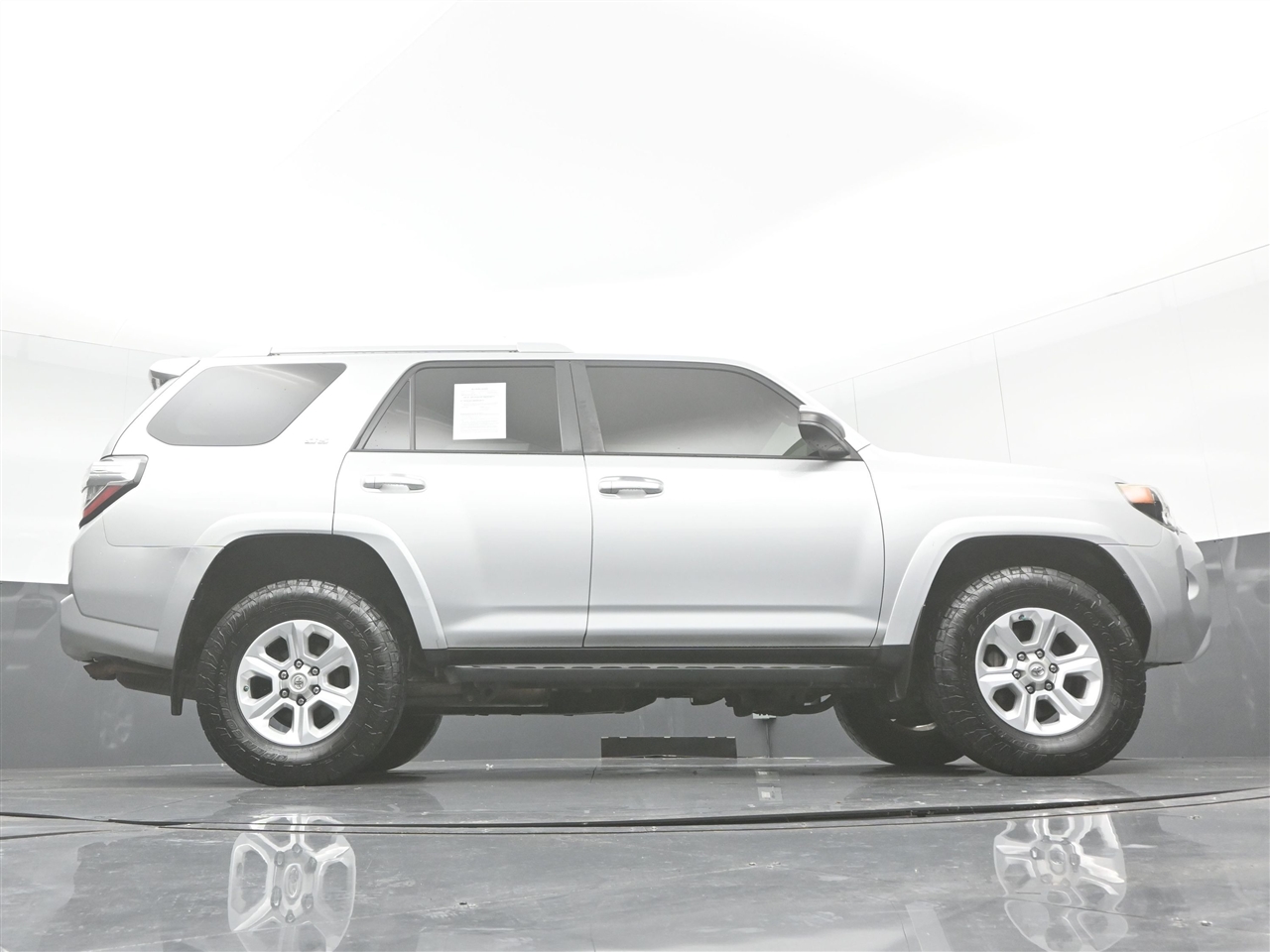 Toyota 4Runner SR5 4WD 2017