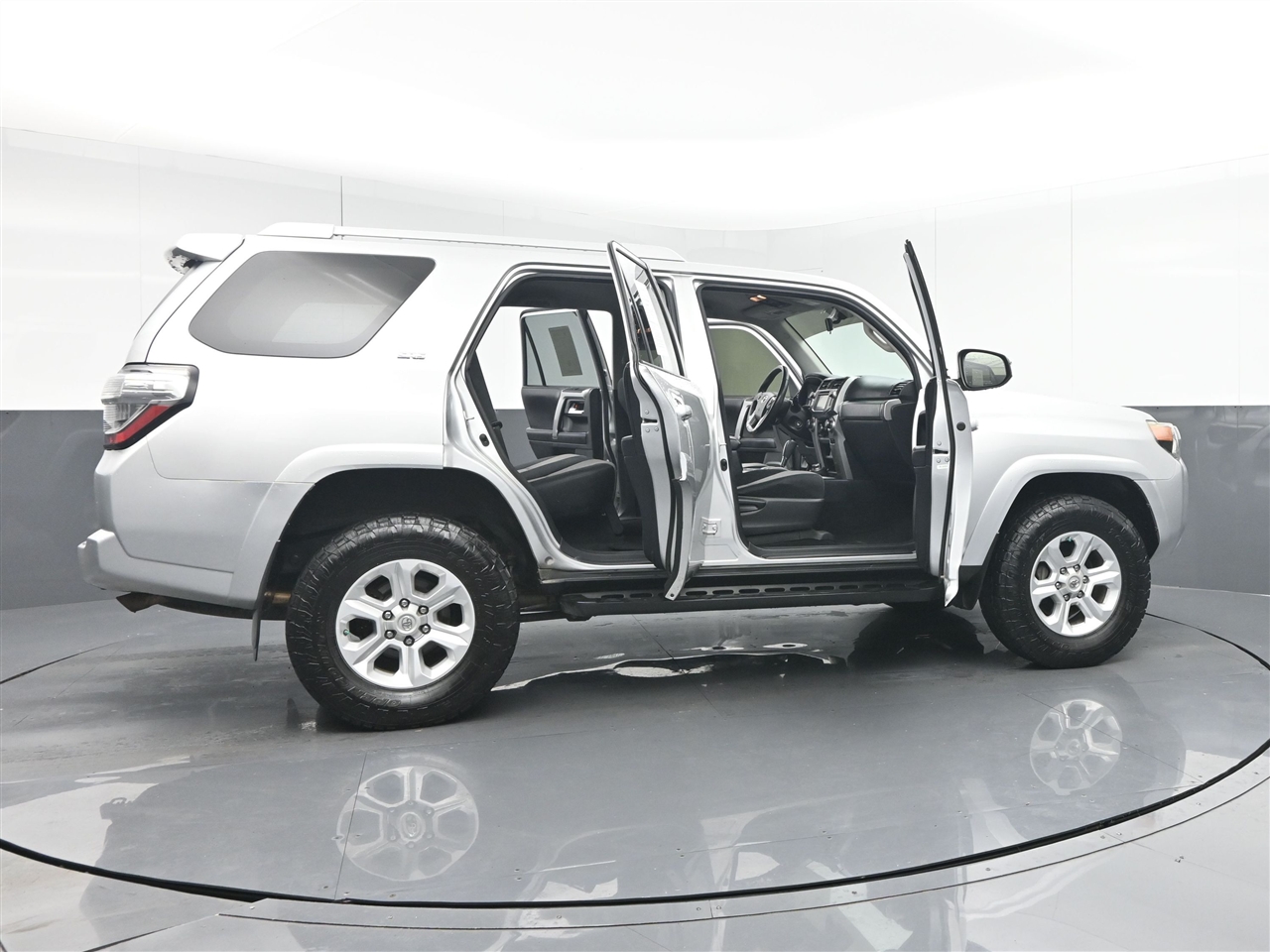 Toyota 4Runner SR5 4WD 2017