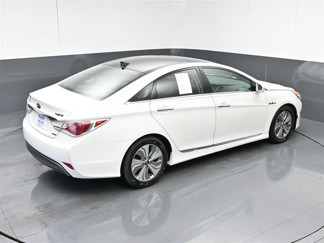 Hyundai Sonata Hybrid Sedan 2013