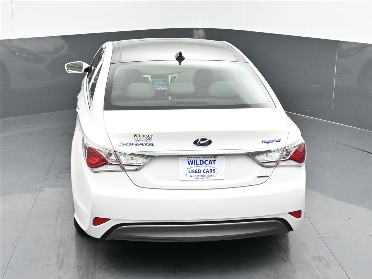 Hyundai Sonata Hybrid Sedan 2013